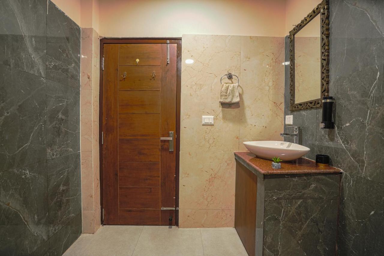 Saffronstays Zephyr Nainital Bagian luar foto